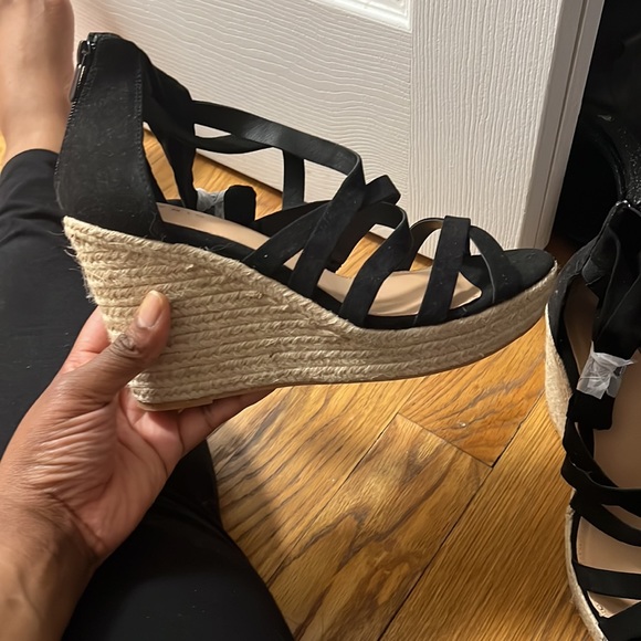 Wedges - Picture 2 of 6